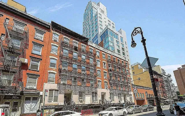 Rented by REAL New York | media 7