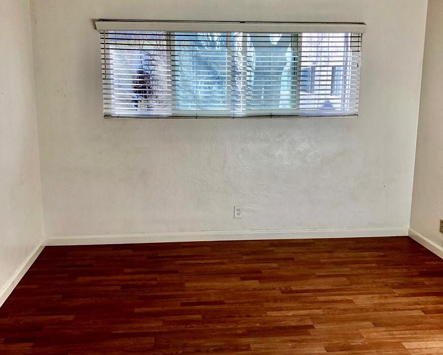 2nd image of 230 E San Salvador St APT 5