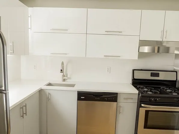 278 Sixth Street image 2 of 4