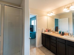 300 Amber Ridge Rd, Jacksonville, FL 32218