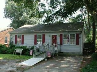 711 Osborn Ave, Chesapeake, VA 23325