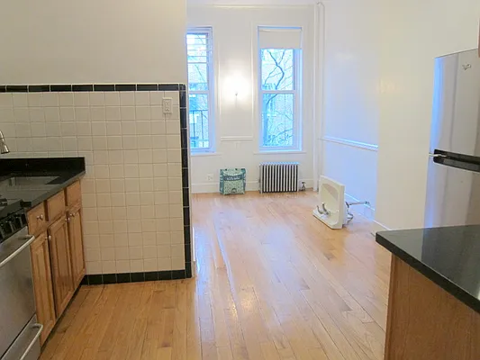 Rented by Chartwell Manhattan Realty | media 5