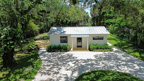 2101 Riverland Rd Photo 1