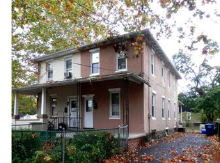 122 W Washington St, Riverside, NJ 08075