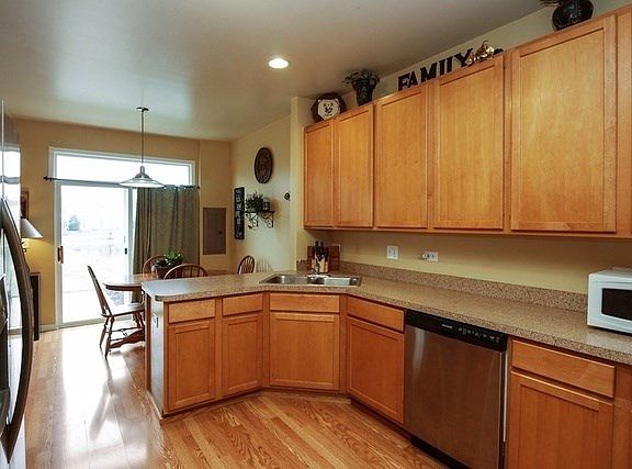 3rd image of 5007 Corning Ct #2273