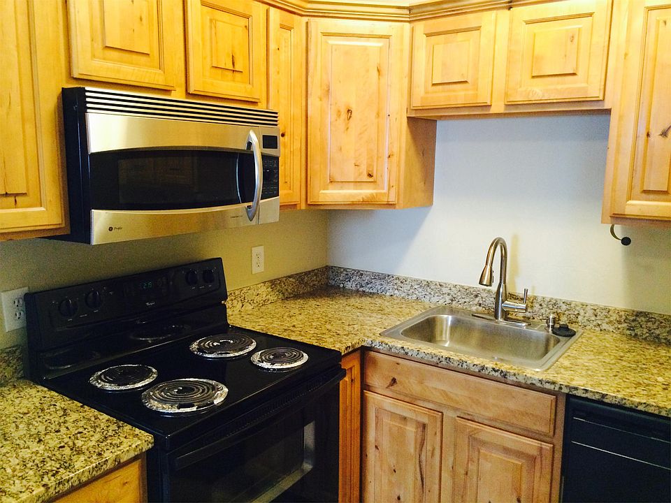 1st image of 1334 E Woodland Ave APT 12