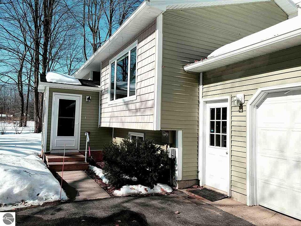 1st image of 1787 Penbroke Dr