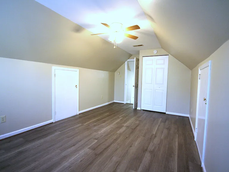 12141 Old Buckingham Rd — Photo 28