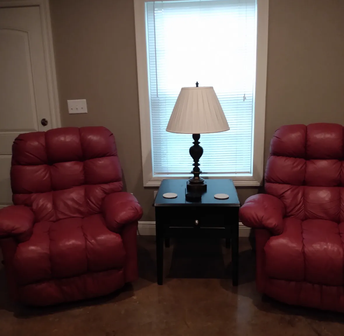 2 bed, 1100 sqft, $3,000 — Photo 2