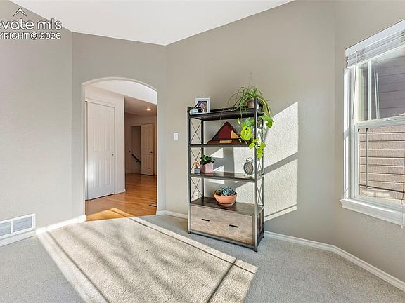 5th image of 1442 Lookout Springs Dr