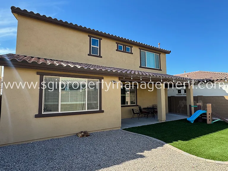 21080 W Almeria Rd — Photo 18