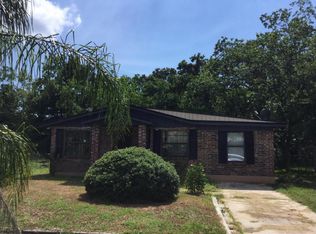 7542 John F Kennedy Dr E, Jacksonville, FL 32219