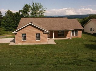 2530 Peach Orchard Rd, Maryville, TN 37803