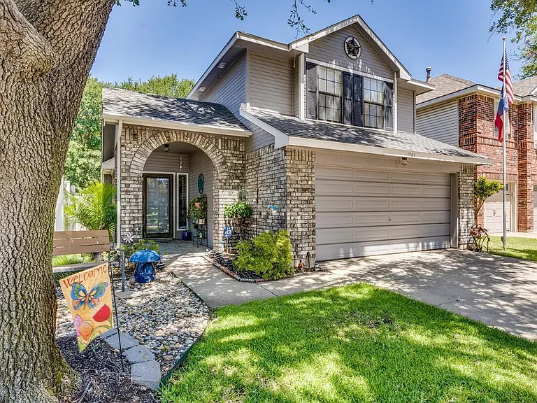 1761 Prescott Dr — Photo 1