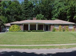 505 Oakhurst Ave, Bluefield, WV 24701