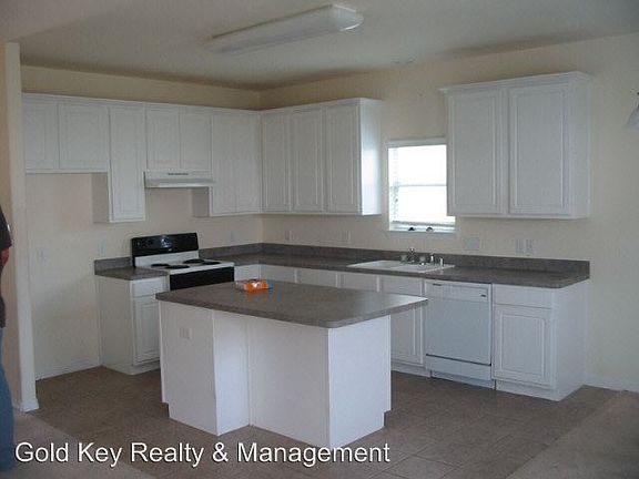3rd image of 21110 Sweet River Ln
