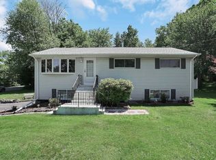 37 Everett Rd, Carmel, NY 10512