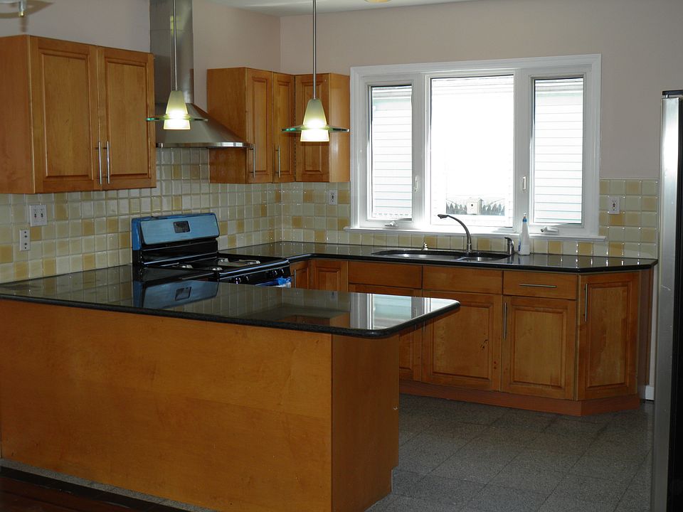 1st image of 8425 248th St