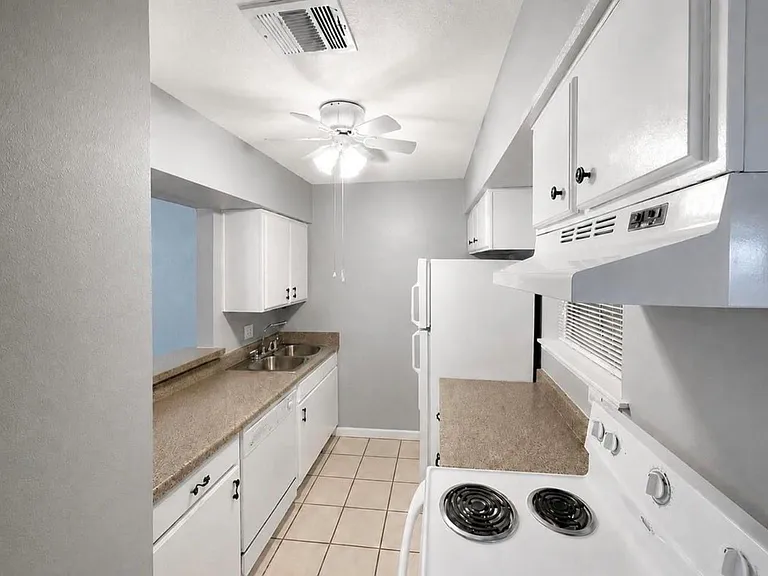 3320 Burke Rd #55 — Photo 3