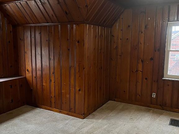 bedroom upper