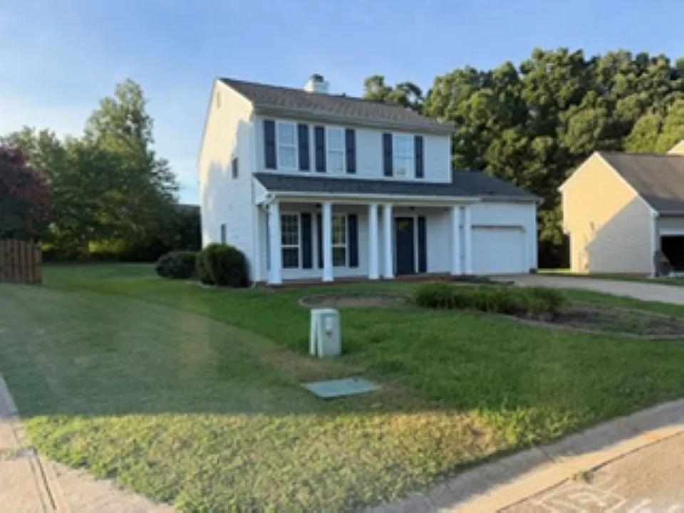 203 Fairview Lake Way