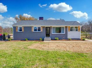 2209 Grit Rd, Hurt, VA 24563