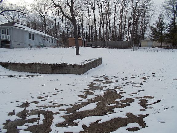 4th image of 38612 N Drexel Blvd