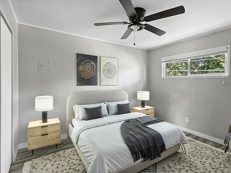 Sundance Apartments — Photo 6