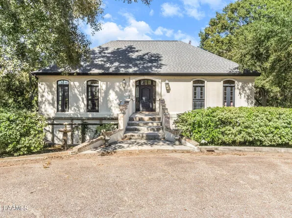 115 Safari Cir, Carencro, LA 70520