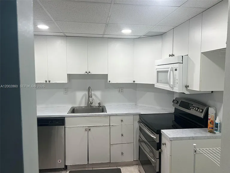 300 Bayview Dr #1410 — Photo 5