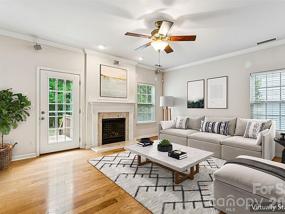 2nd image of 15108 Bridle Trace Ln