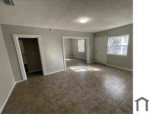 5th image of 3001 W 45th St