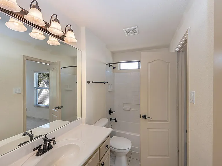 2221 Madera St — Photo 18