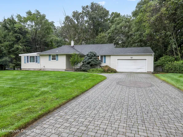 206 Manor Parkway, Lincroft, NJ 07738