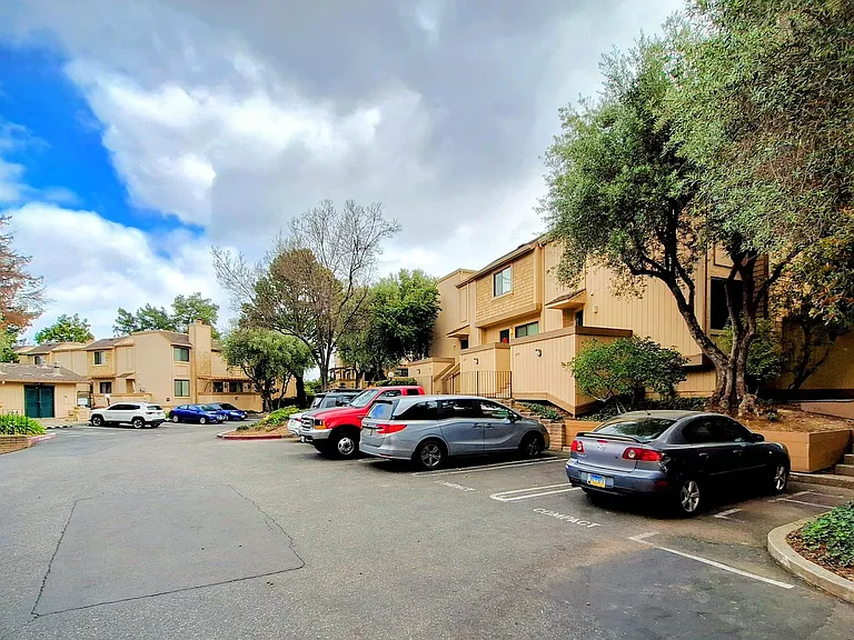 14575 S Bascom Ave — Photo 43