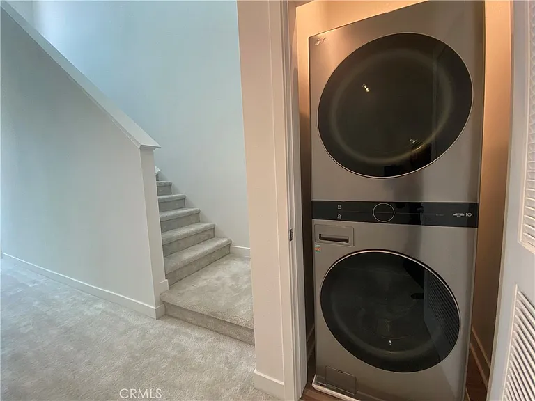 1319 W Cara Dr — Photo 11