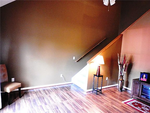 4th image of 163 Village Trail Dr #163