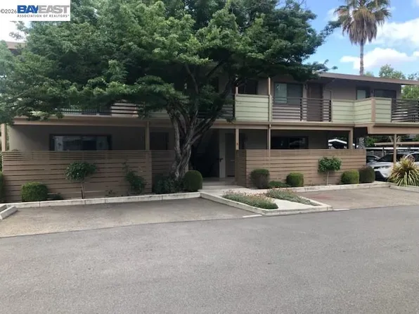 50 Casa Maria Ct, Alamo, CA