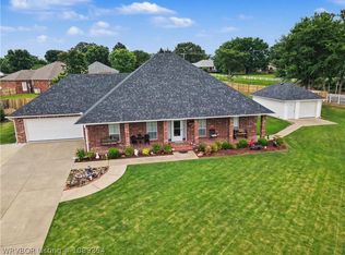 4 Katie Ct, Lavaca, AR 72941