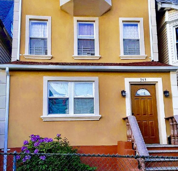1st image of 343 S 4th Ave #2