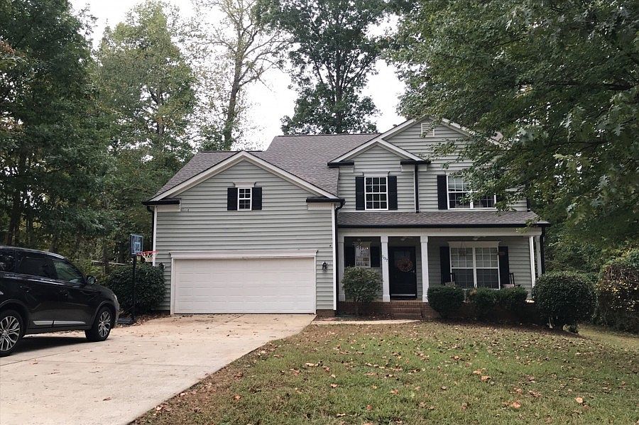 1st image of 107 Summerbrook Ln