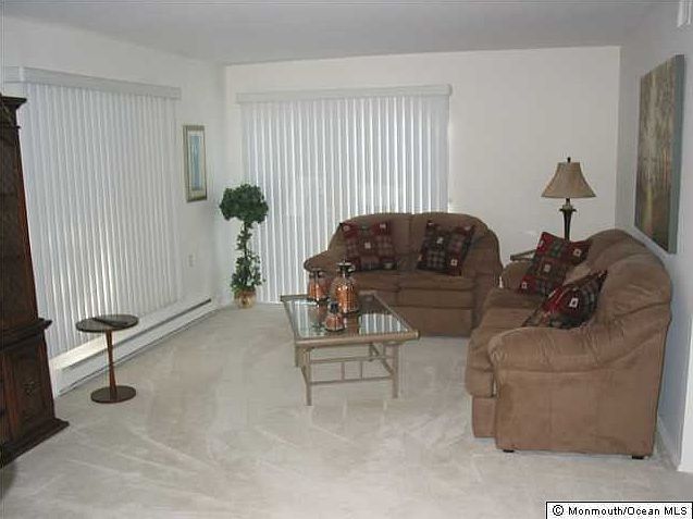 2nd image of 535 Warwick Court #C
