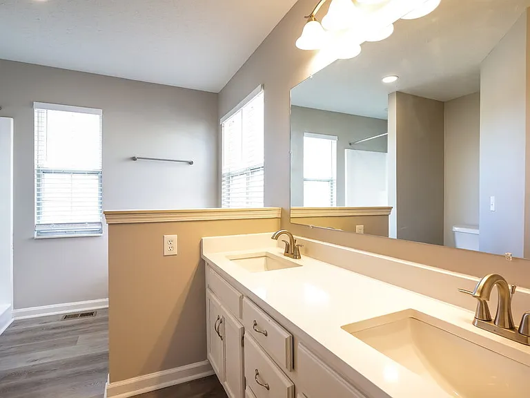 3106 Creekview Ln — Photo 11