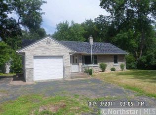 7525 E River Rd, Minneapolis, MN 55432