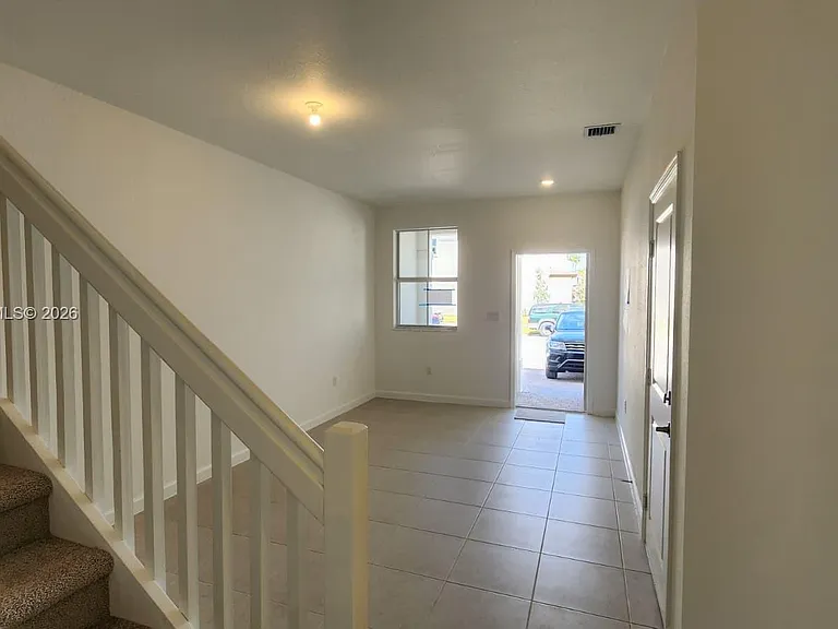 2591 SE 25th Ter — Photo 11