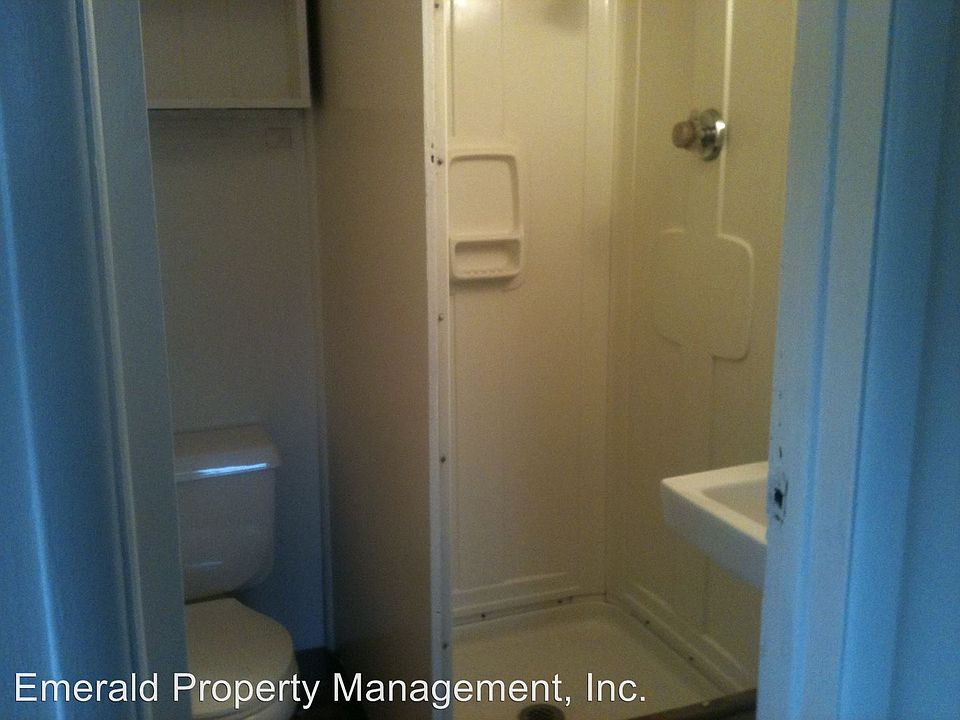 2nd image of 125 S 21st St