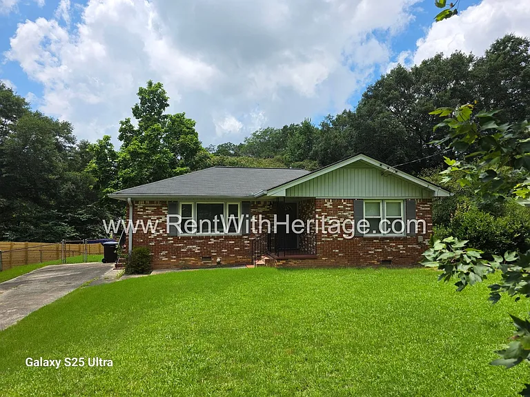 6266 Melrose St — Photo 2