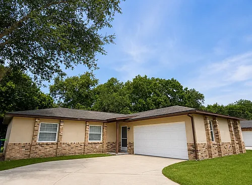 2526 Christine Dr Photo 1