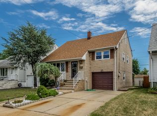 2104 Franklin Dr, Linden, NJ 07036