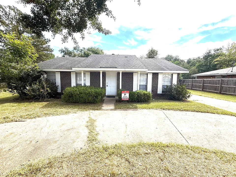 6428 Wares Ferry Rd